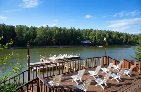 Истра Холидей Holiday — площадка для тимбилдинга
