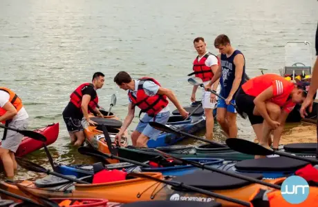 Корпоративный тимбилдинг на воде - kayaking